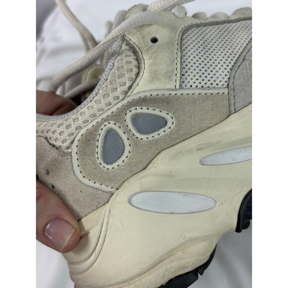 Yeezy x Adidas Boost 700 Analog Sneakers Cream Suede Mesh 5.5 Mens Kanye - Picture 10 of 12